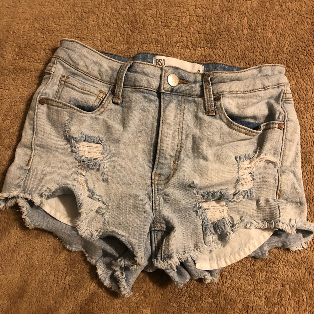 RSQ short mid rise size 0 great condition comfy